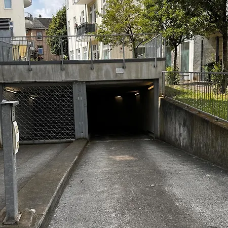 Gemütliche helle Dach-Wohnung in Frankfurt-3